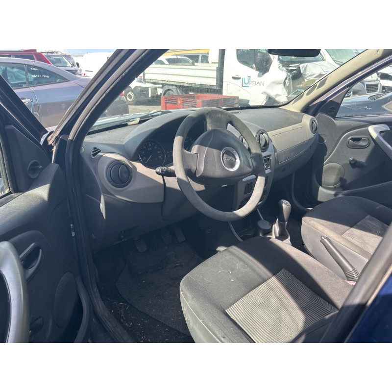 DACIA SANDERO 1 1.2i - 16V Photo n°9