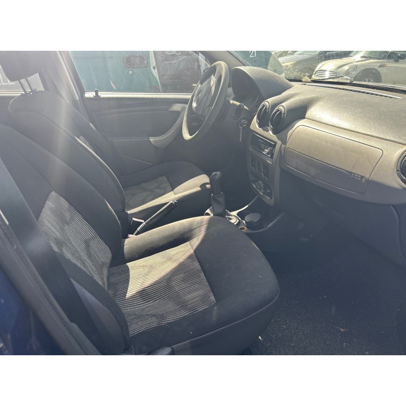 DACIA SANDERO 1 1.2i - 16V Photo n°18