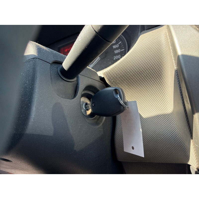 DACIA SANDERO 1 1.2i - 16V Photo n°23