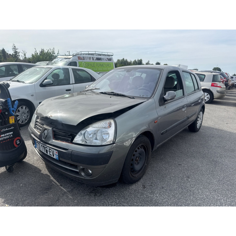 Attache ceinture arriere droit RENAULT CLIO 2 Photo n°10