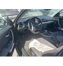 BMW SERIE 1 E81 116i 2.0i - 16V Photo n°1