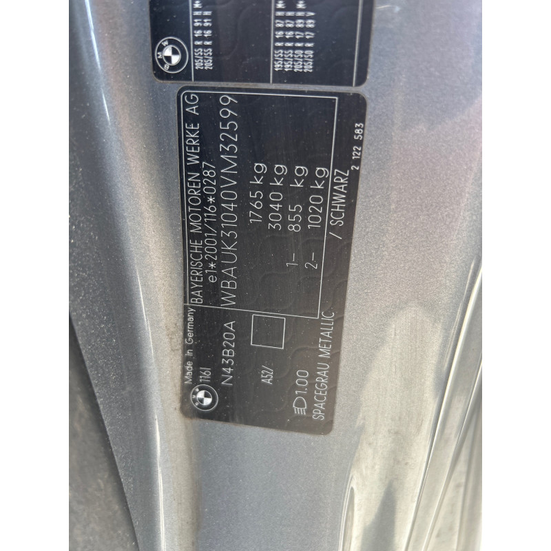 BMW SERIE 1 E81 116i 2.0i - 16V Photo n°15