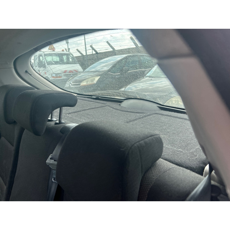 PEUGEOT 207 PHASE 1 1.4 VTT - 16V Photo n°4
