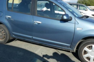 Interrupteur de leve vitre avant droit DACIA SANDERO 1