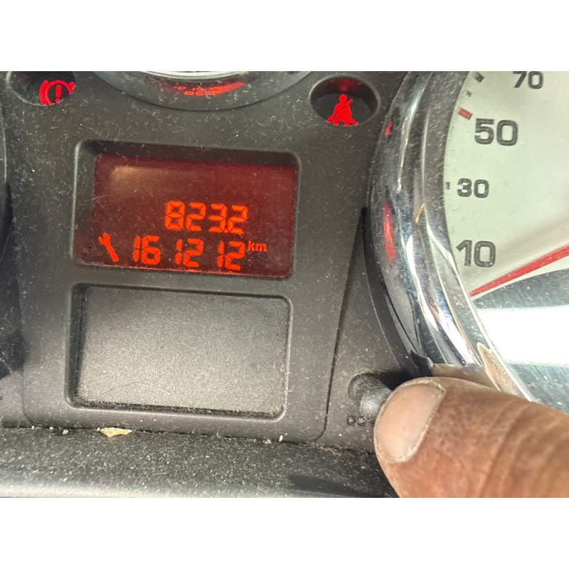 PEUGEOT 207 PHASE 1 1.4 VTT - 16V Photo n°17