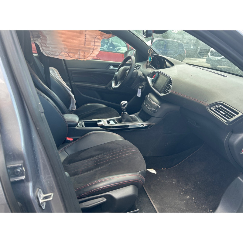 PEUGEOT 308 2 SW PHASE 1 BREAK 1.6 BLUE HDI - 8V TURBO Photo n°18