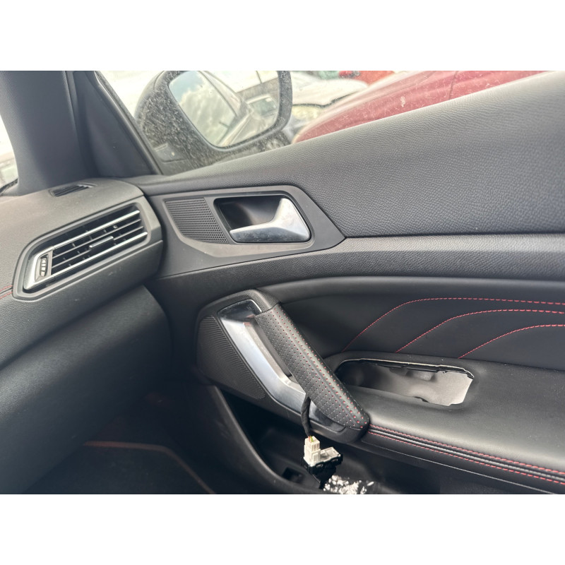 PEUGEOT 308 2 SW PHASE 1 BREAK 1.6 BLUE HDI - 8V TURBO Photo n°21