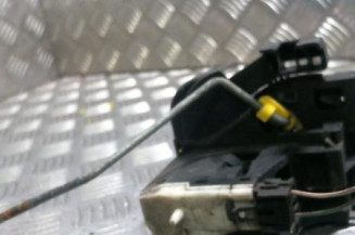 Serrure avant droit RENAULT CLIO 2