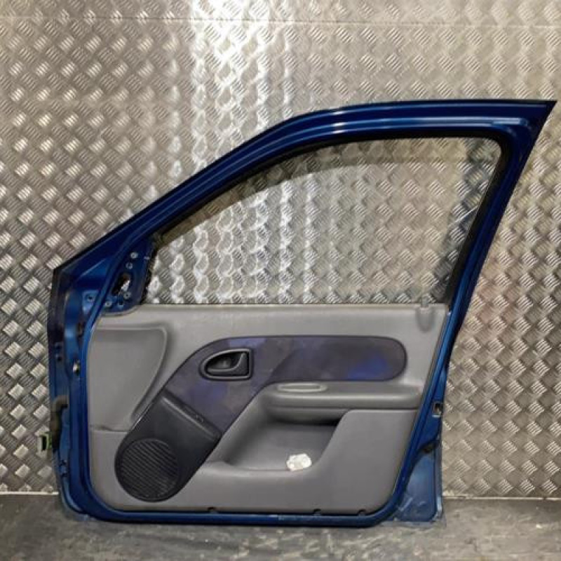 Porte avant droit RENAULT CLIO 2 Photo n°3
