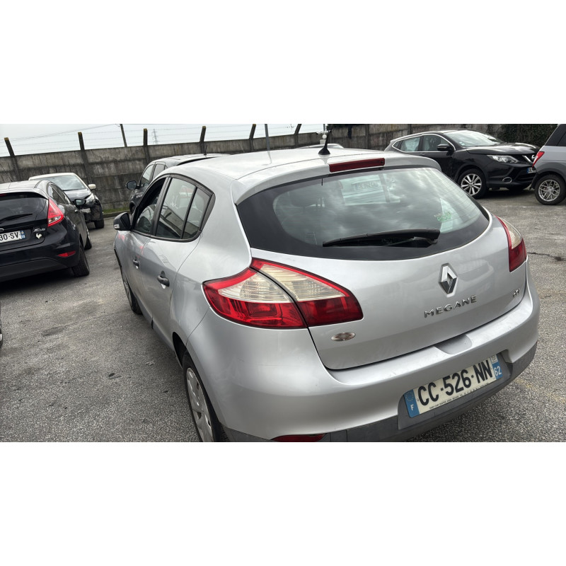 Renfort pare choc avant (traverse) RENAULT MEGANE 3 Photo n°15