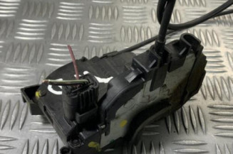 Serrure avant droit RENAULT CLIO 3