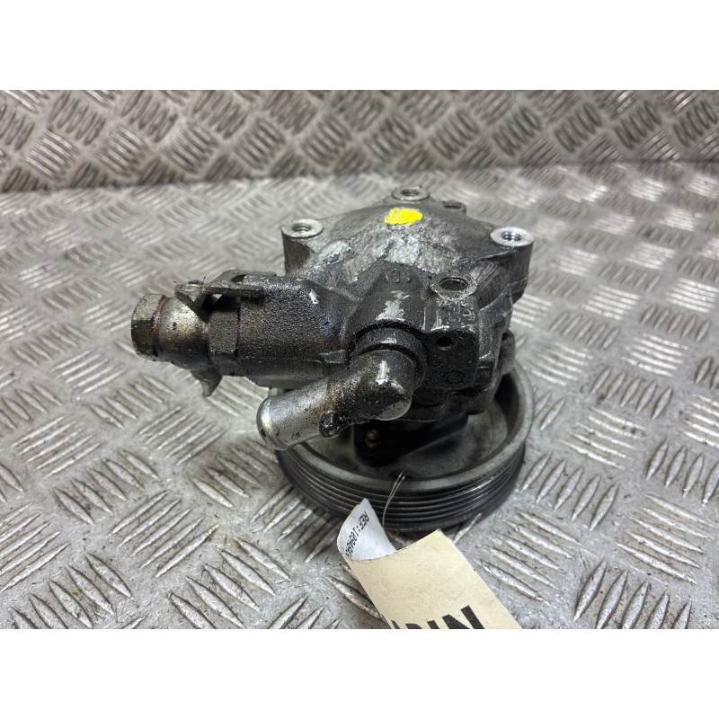 Pompe de direction ALFA ROMEO 159 Photo n°4