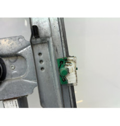 Leve vitre electrique avant droit RENAULT CLIO 3