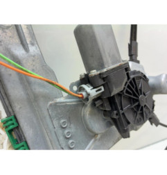 Leve vitre electrique avant gauche RENAULT CLIO 3