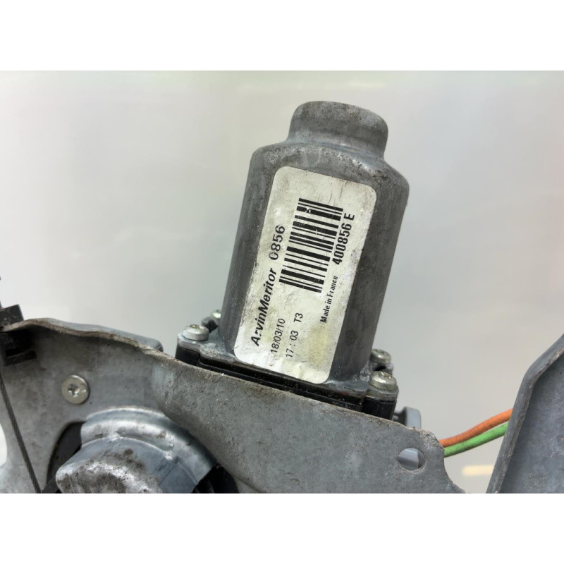 Leve vitre electrique avant gauche RENAULT CLIO 3 Photo n°9