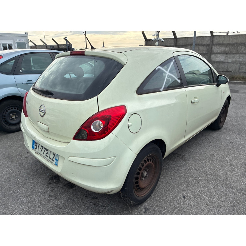 Serrure de coffre OPEL CORSA D Photo n°7