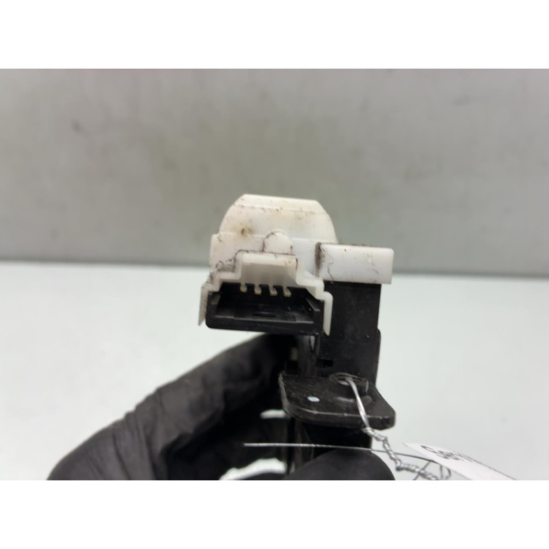 Serrure de coffre RENAULT GRAND MODUS Photo n°3