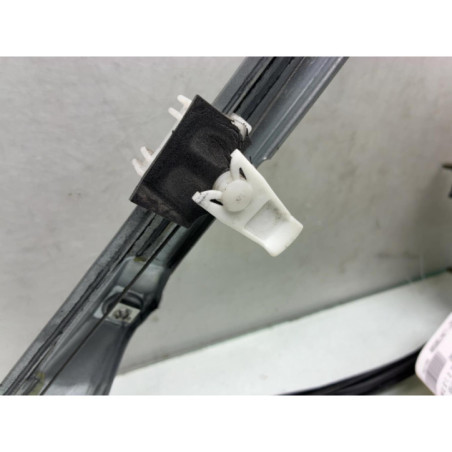 Leve vitre electrique avant droit RENAULT CLIO 2