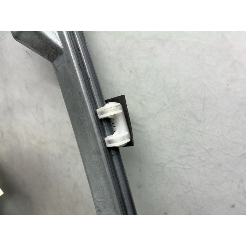 Leve vitre electrique avant gauche RENAULT CLIO 2 Photo n°6