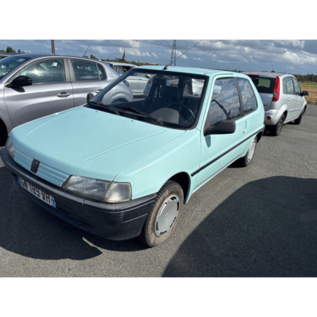 PEUGEOT 106 PHASE 1 1.1i - 8V Photo n°1