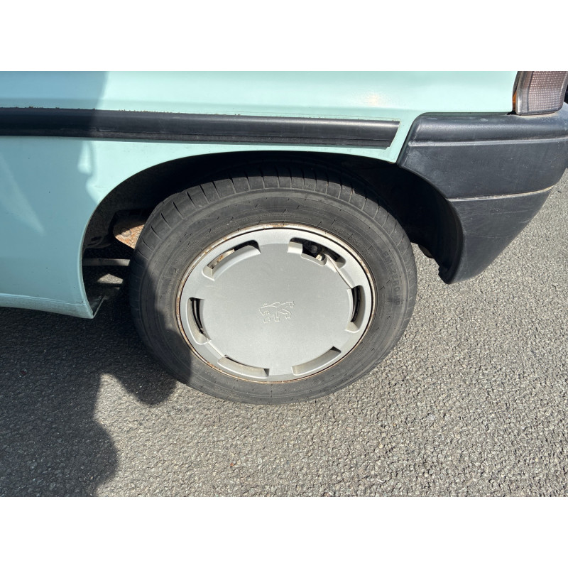 PEUGEOT 106 PHASE 1 1.1i - 8V Photo n°11