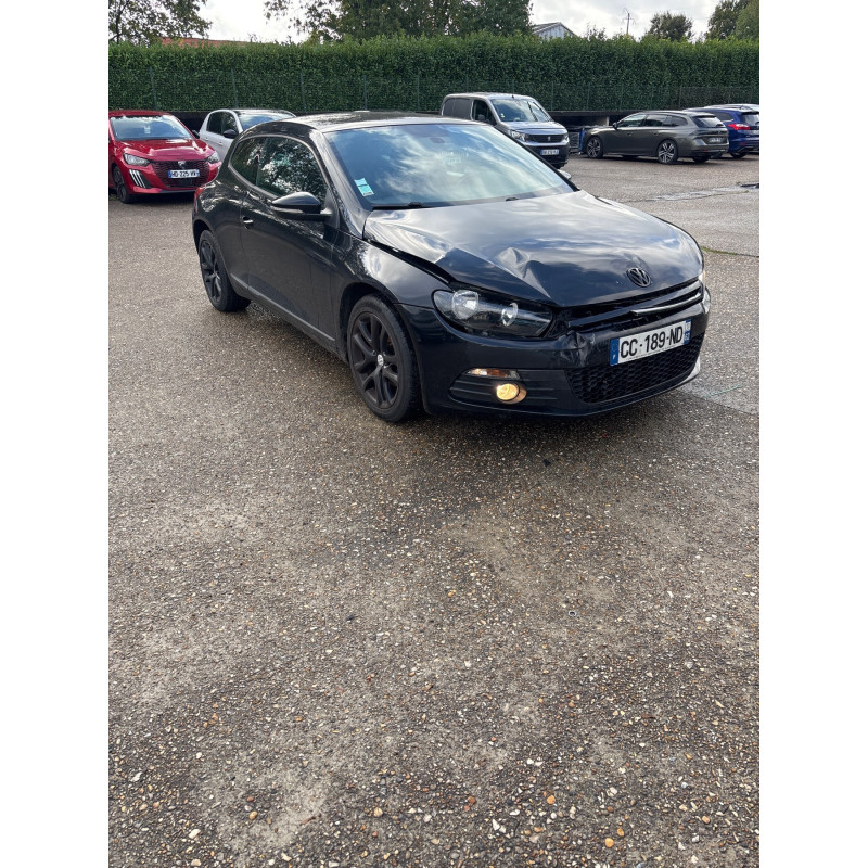 VOLKSWAGEN SCIROCCO 3 PHASE 1 COUPE 2.0 TDI - 16V TURBO Photo n°9
