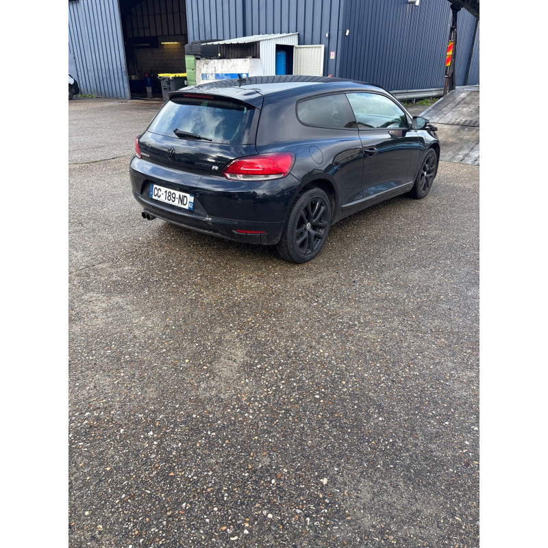 VOLKSWAGEN SCIROCCO 3 PHASE 1 COUPE 2.0 TDI - 16V TURBO Photo n°10