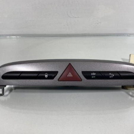 Bouton de warning PEUGEOT 308 1 Photo n°1