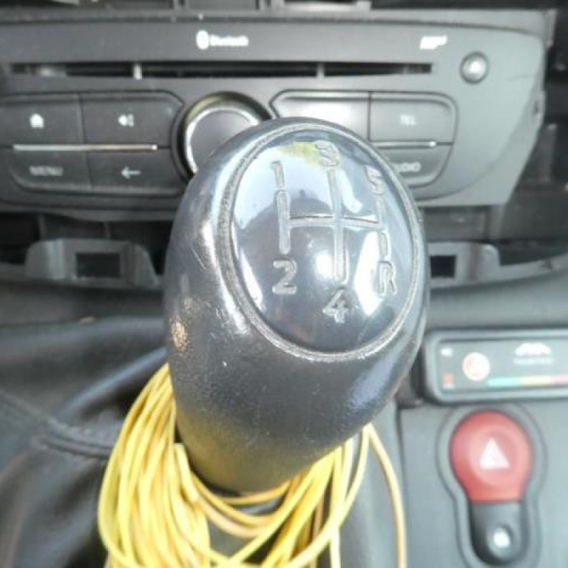 Interrupteur de leve vitre avant gauche RENAULT KANGOO 2 Photo n°9