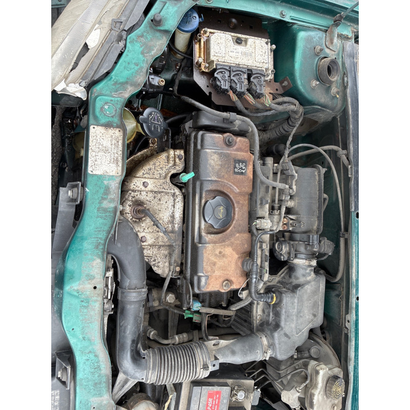 Leve vitre mecanique avant gauche PEUGEOT 106 Photo n°5