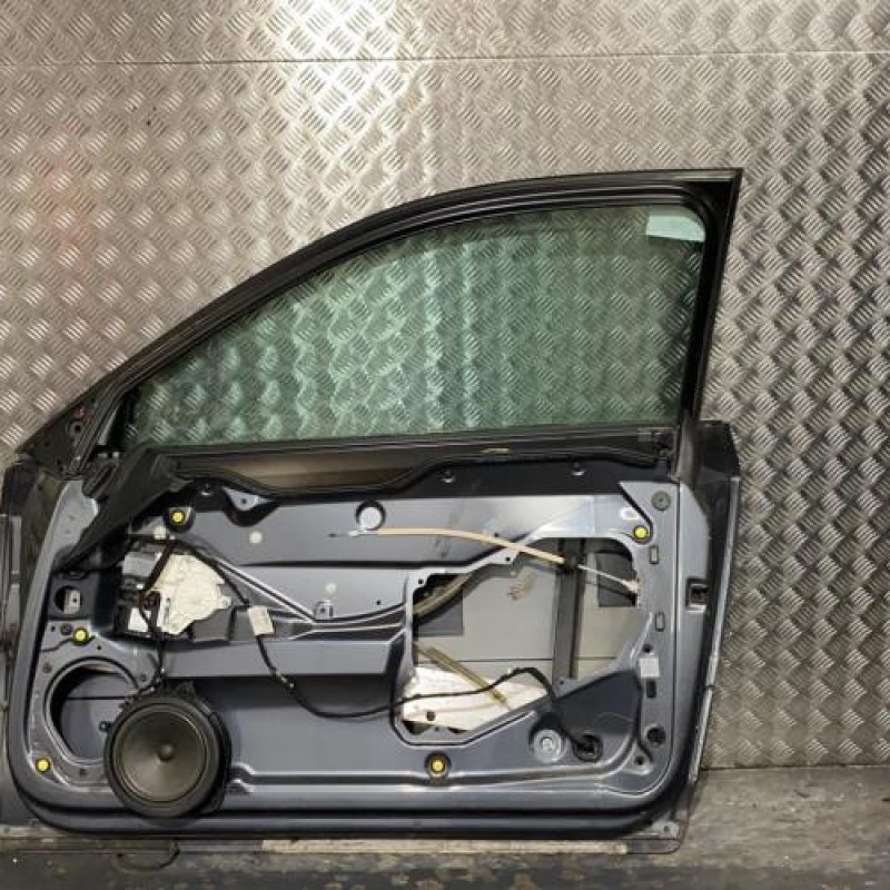 Porte avant droit AUDI A3 2 Photo n°4