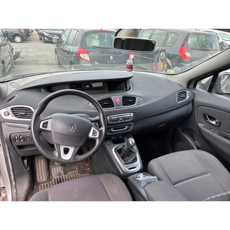 RENAULT SCENIC 3 PHASE 1 1.5 DCI - 8V TURBO Photo n°12