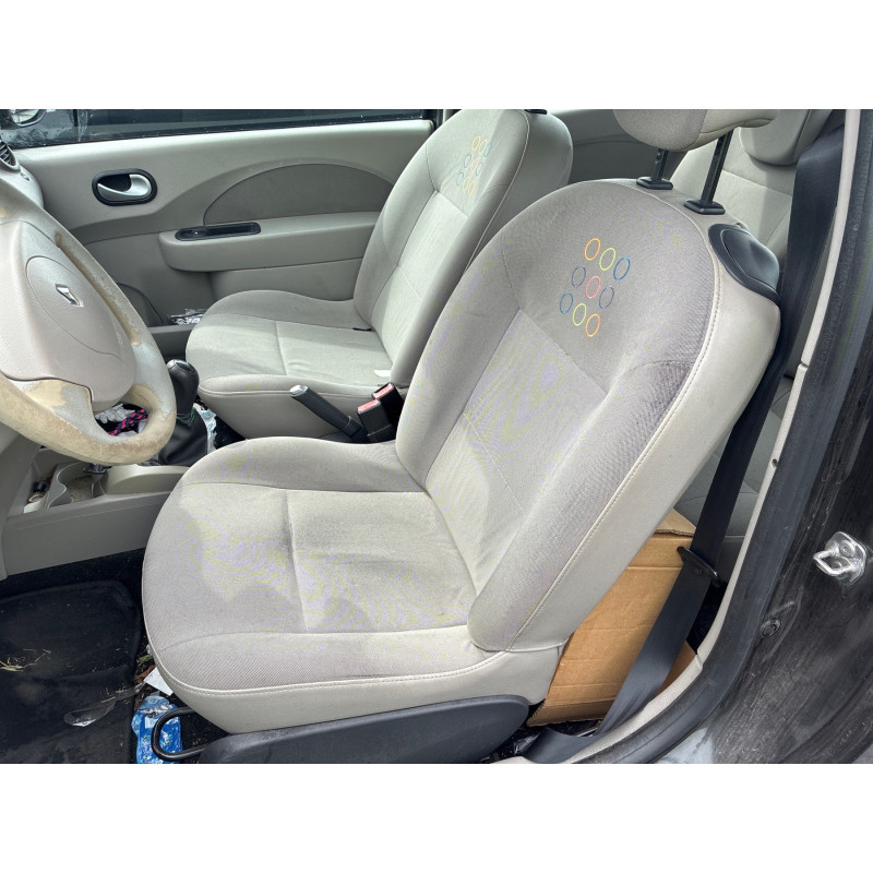 RENAULT TWINGO 2 PHASE 1 1.5 DCI - 8V TURBO Photo n°11