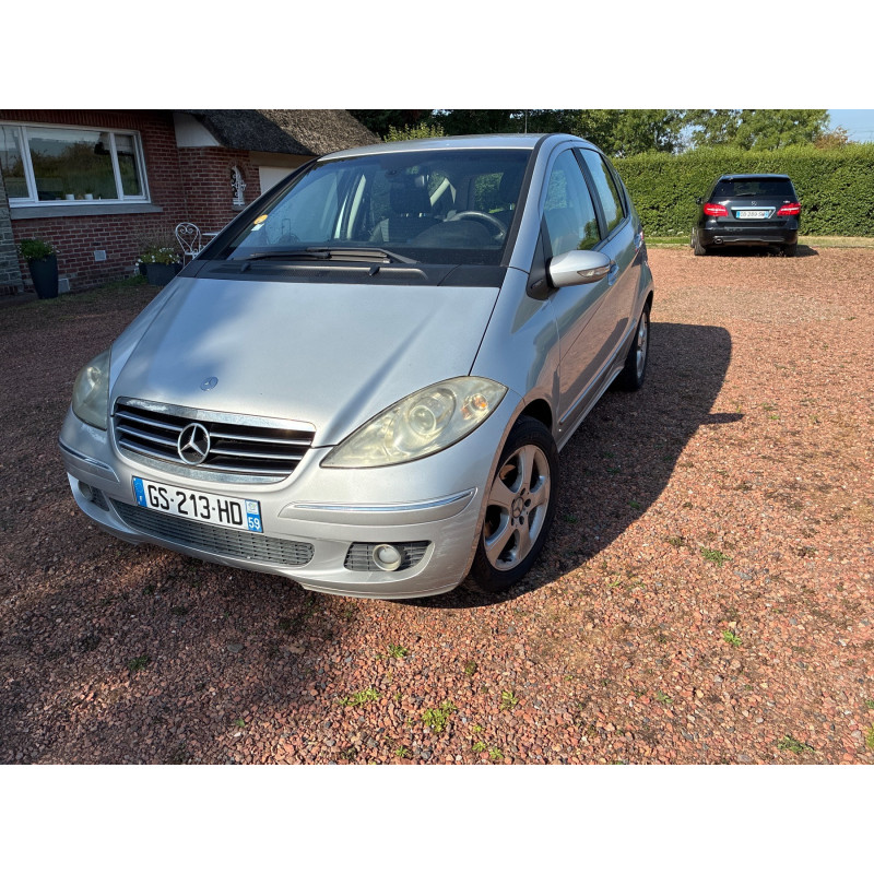 MERCEDES CLASSE A 169 PHASE 1 180 2.0 CDI - 16V TURBO Photo n°8
