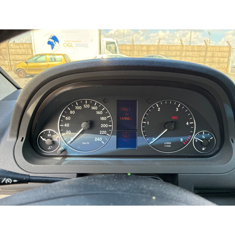 MERCEDES CLASSE A 169 PHASE 1 180 2.0 CDI - 16V TURBO Photo n°23