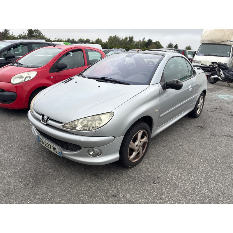 PEUGEOT 206 PHASE 2 CABRIOLET 1.6i - 16V Photo n°4