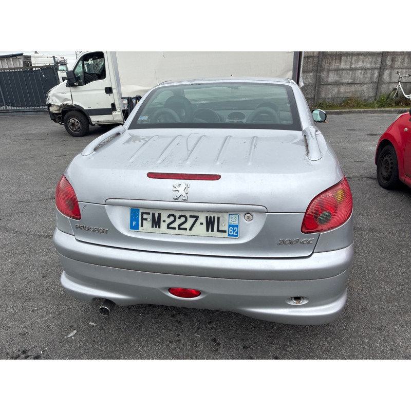 PEUGEOT 206 PHASE 2 CABRIOLET 1.6i - 16V Photo n°5