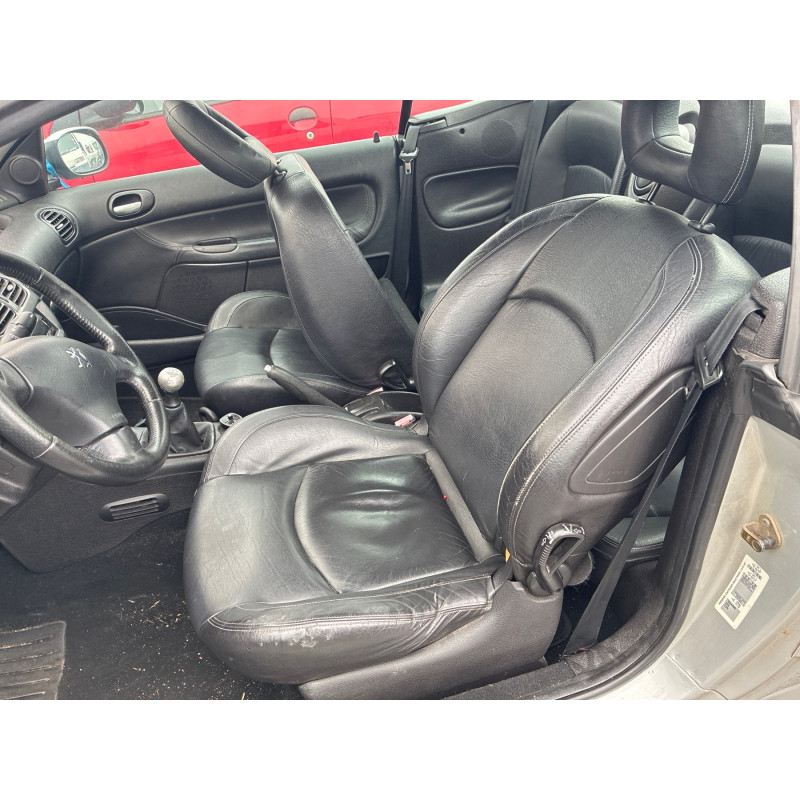 PEUGEOT 206 PHASE 2 CABRIOLET 1.6i - 16V Photo n°9