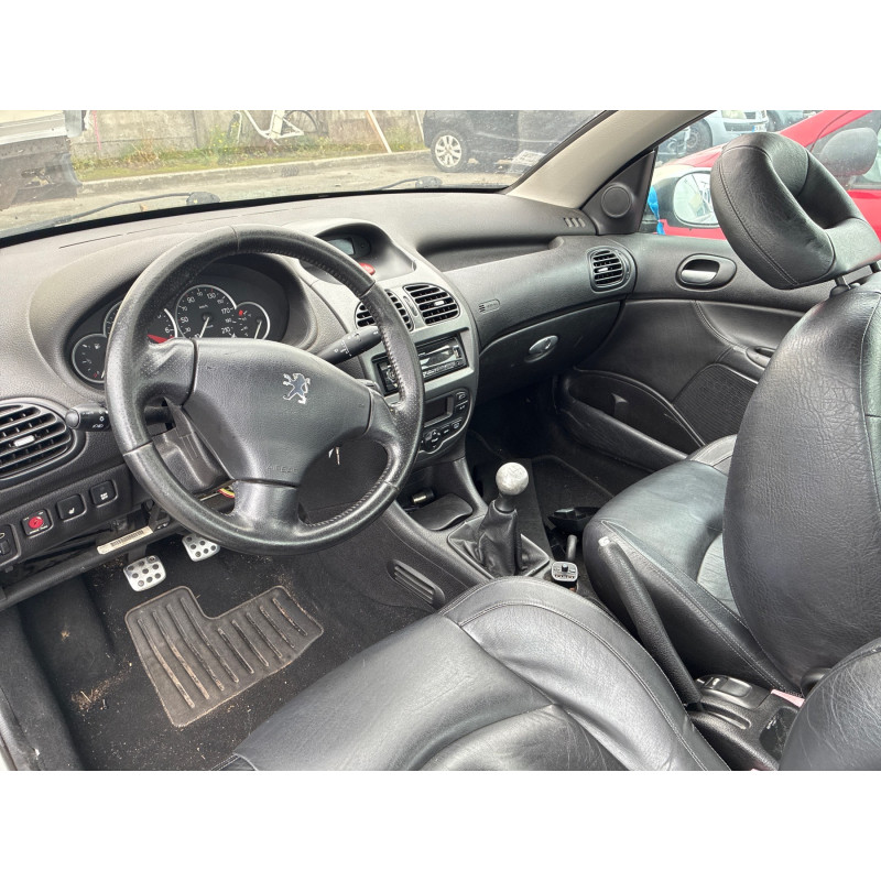 PEUGEOT 206 PHASE 2 CABRIOLET 1.6i - 16V Photo n°14