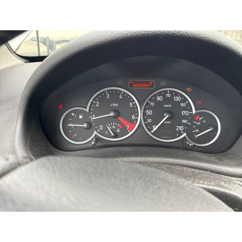 PEUGEOT 206 PHASE 2 CABRIOLET 1.6i - 16V Photo n°15