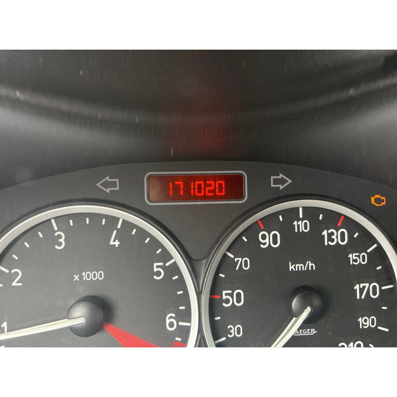 PEUGEOT 206 PHASE 2 CABRIOLET 1.6i - 16V Photo n°17