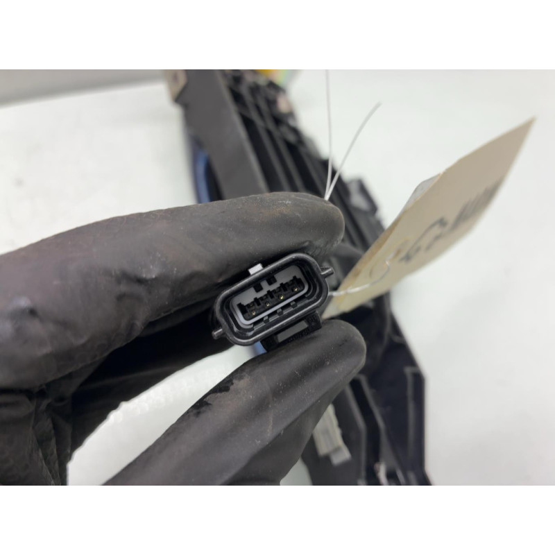 Poignee porte avant gauche RENAULT KADJAR Photo n°4