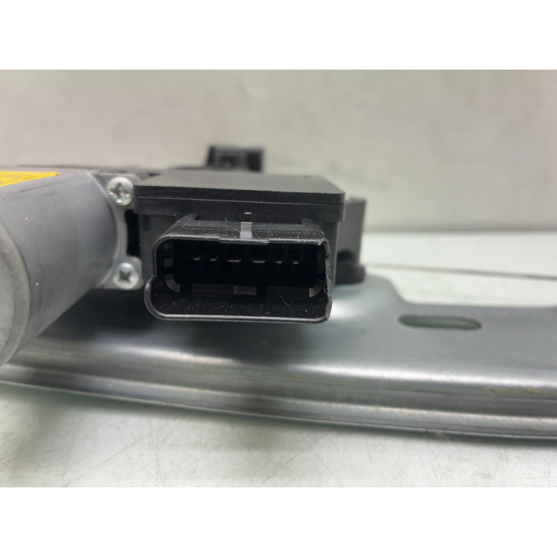 Leve vitre electrique avant gauche RENAULT KADJAR Photo n°7