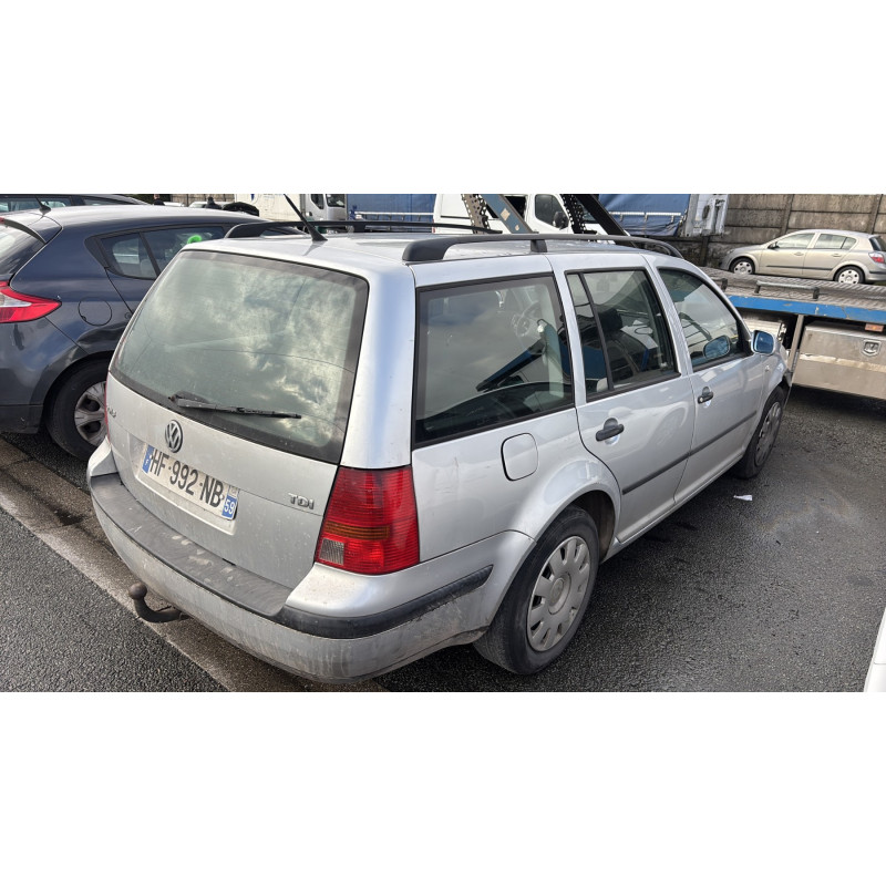 Pare boue avant gauche VOLKSWAGEN GOLF 4 Photo n°9