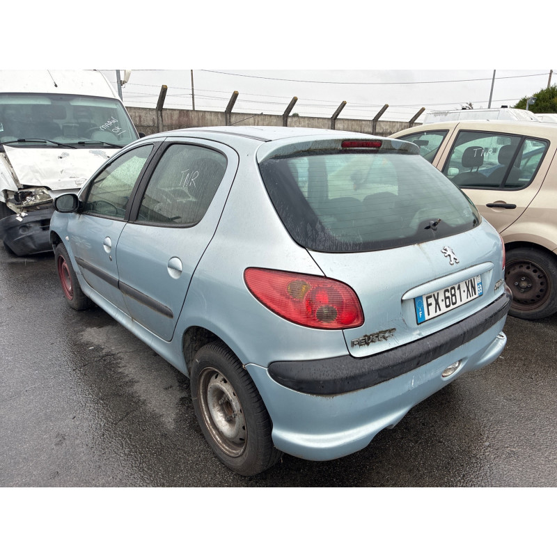 Baguette de coffre PEUGEOT 206 Photo n°9