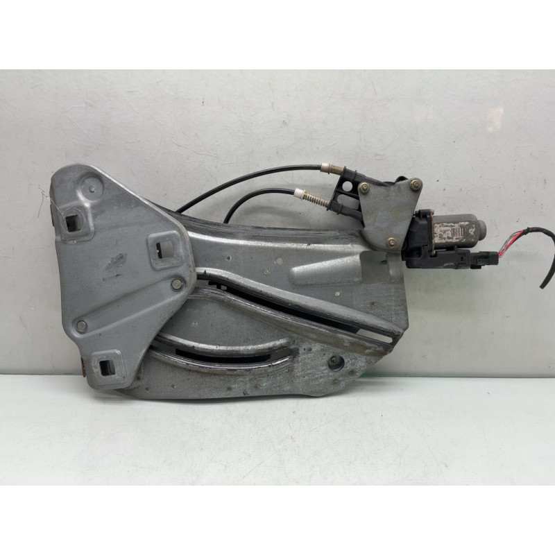 Leve vitre electrique arriere droit RENAULT MEGANE 2 Photo n°3