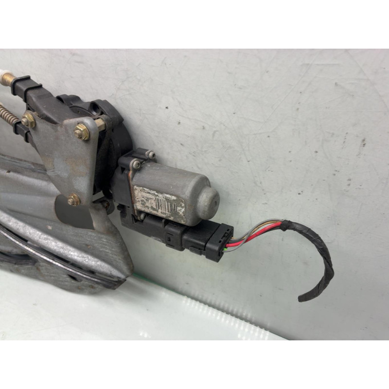 Leve vitre electrique arriere droit RENAULT MEGANE 2 Photo n°4