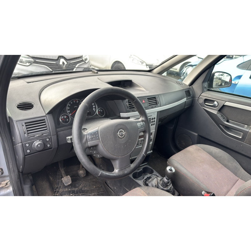 Trappe d'essence OPEL MERIVA A Photo n°19