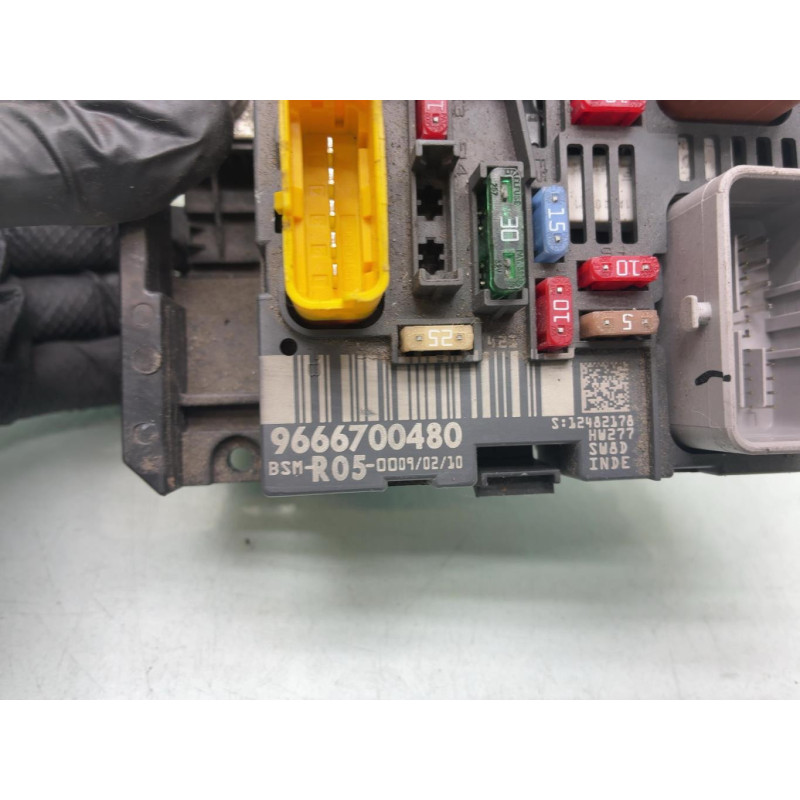 Boitier servitude moteur (BSM) PEUGEOT PARTNER 2 Photo n°2