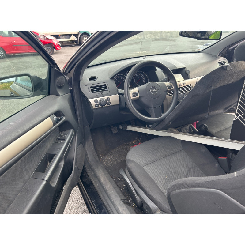 Ceinture avant gauche OPEL ASTRA H Photo n°15
